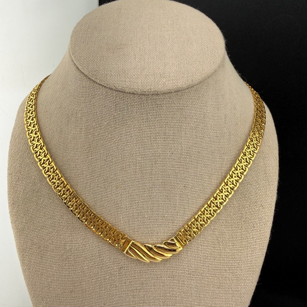 Vintage Monet Necklace Gold Tone Statement Ribbed Chain 19in
